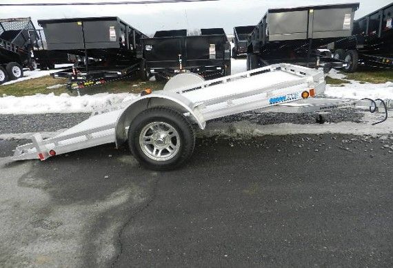 white utility trailer