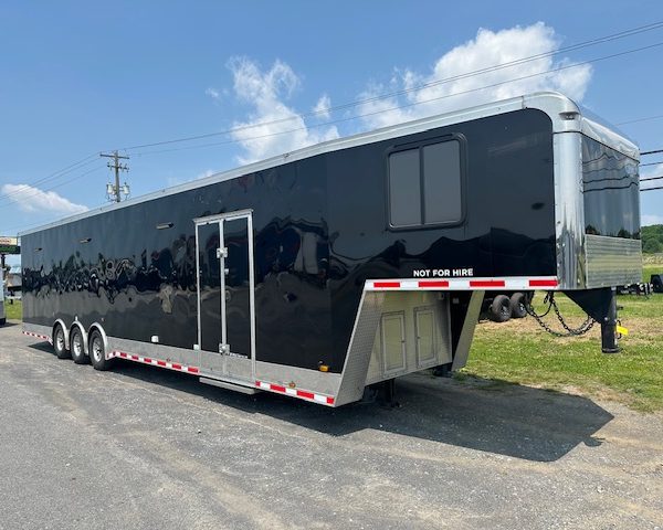 2021 Continental 8.5 x 44 Enclosed Gooseneck Trailer