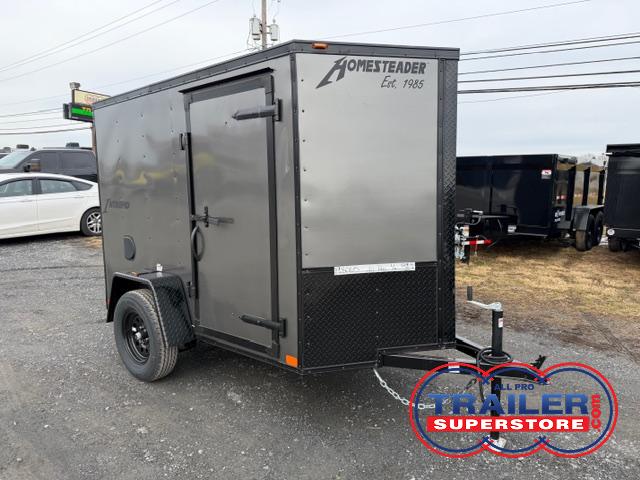 Homesteader 5 x 8 Enclosed V-Nose Cargo Trailer – Black Trim