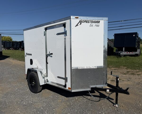 Homesteader 5 x 8 Enclosed V-Nose Cargo Trailer - Barn Door